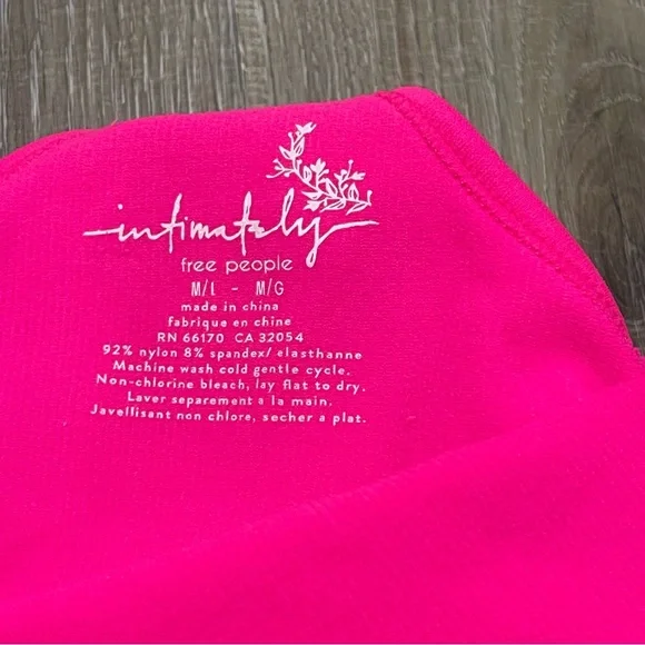 Free People Intimately Hot Pink racerback Tank Top Size M/L - Picture 2 of 4